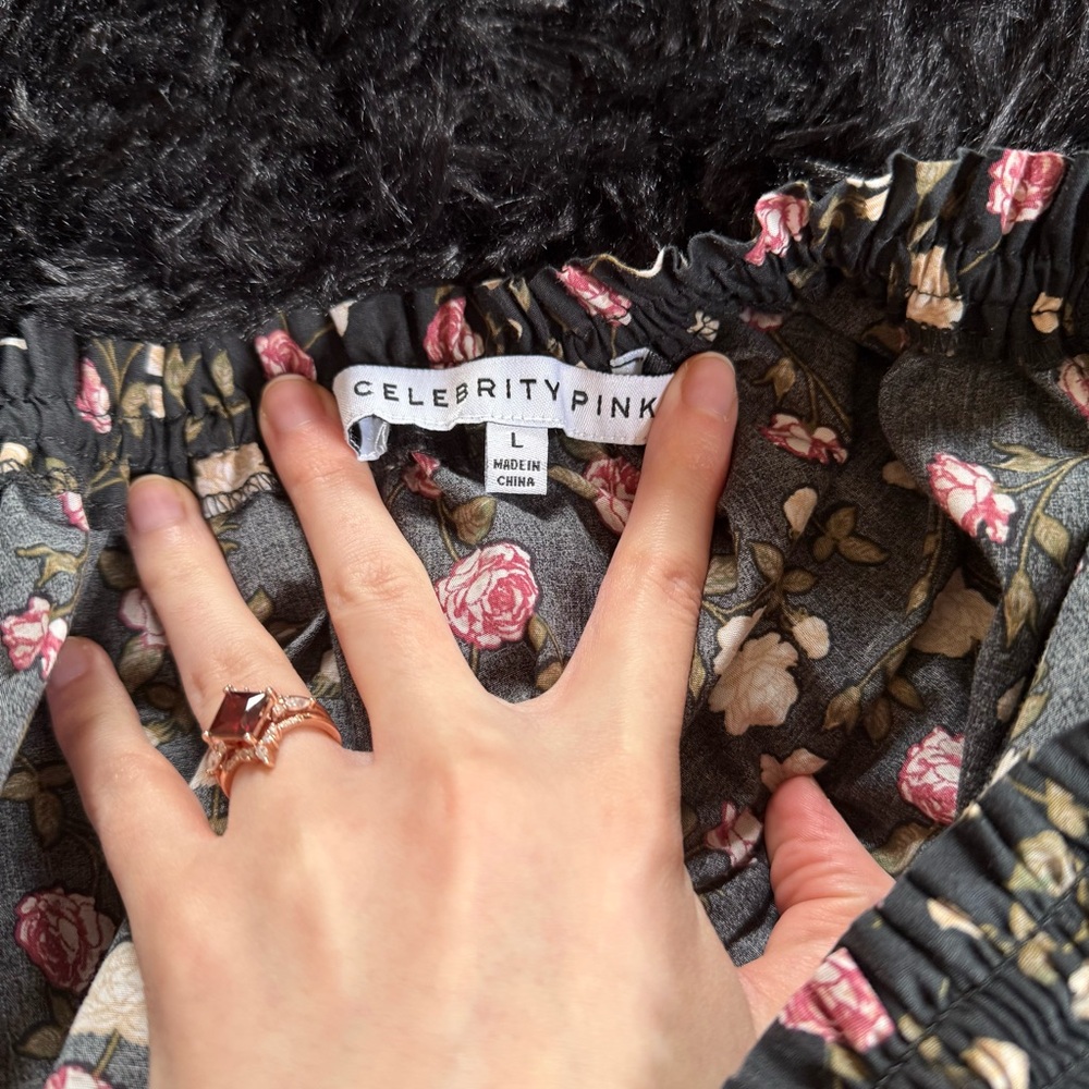 Fairycore/Cottagecore Celebrity Pink Black Floral Blouse - Picture 6 of 7